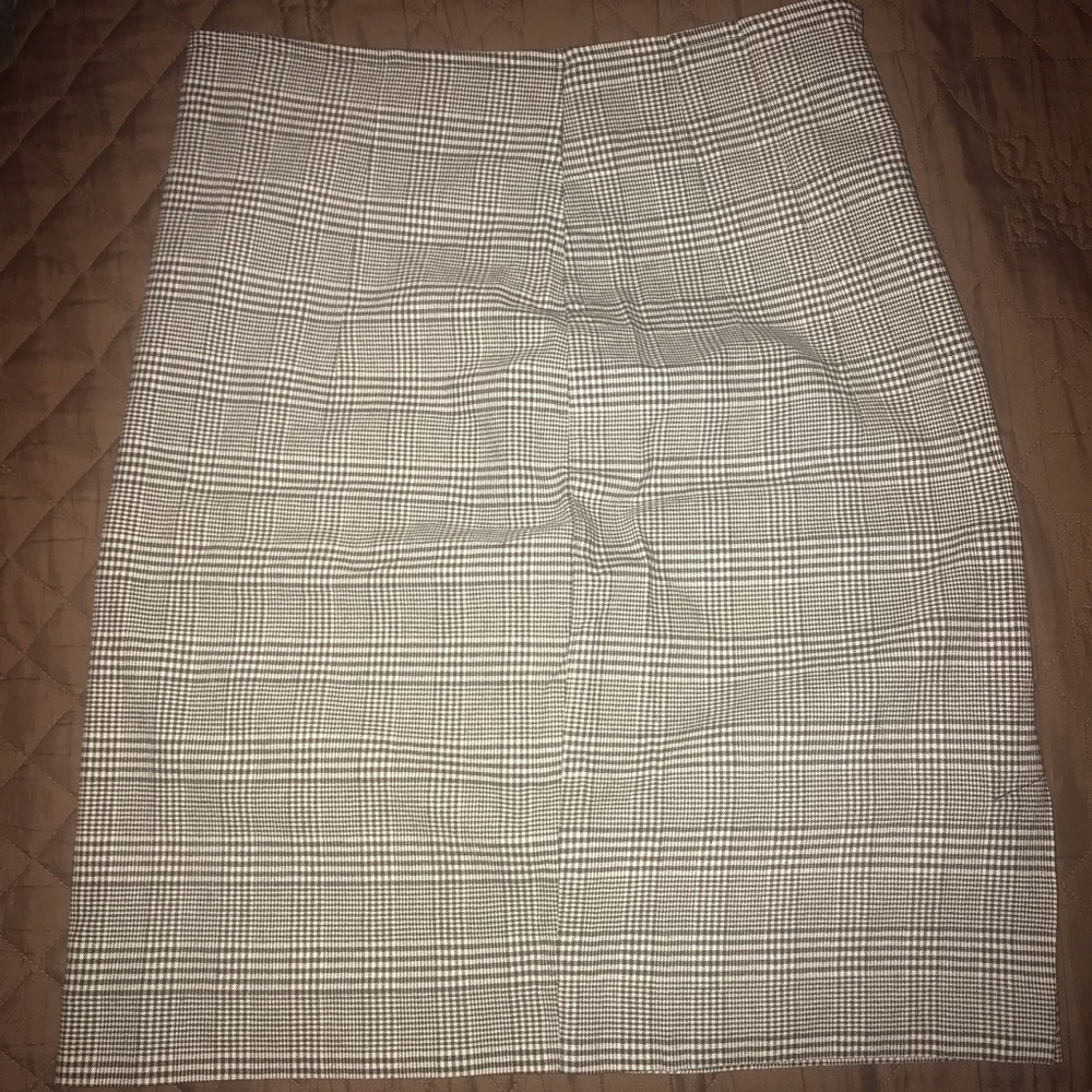 Black and White Plaid Skirt